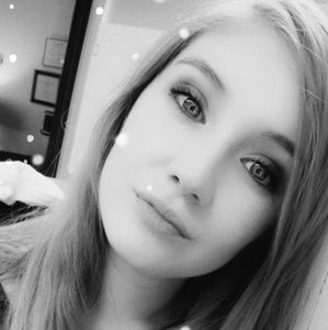 Meet your Posher, Tabitha